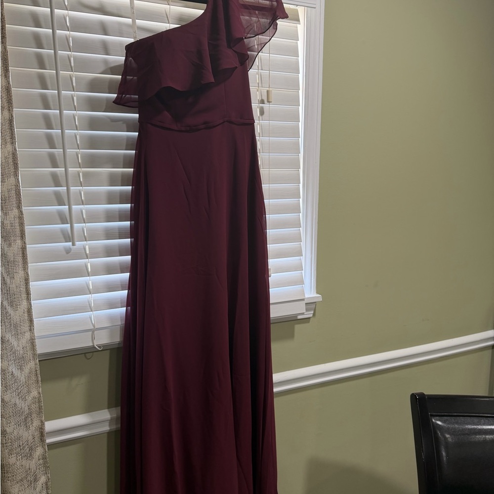Elegant One-Shoulder Burgundy Dress prom